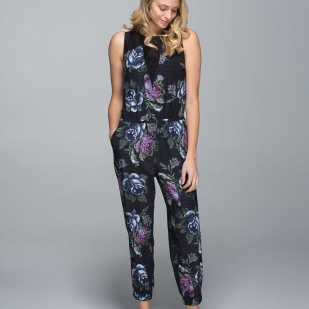Lululemon Party Onesie Garden Party Smooth Silver Multi Size 6
